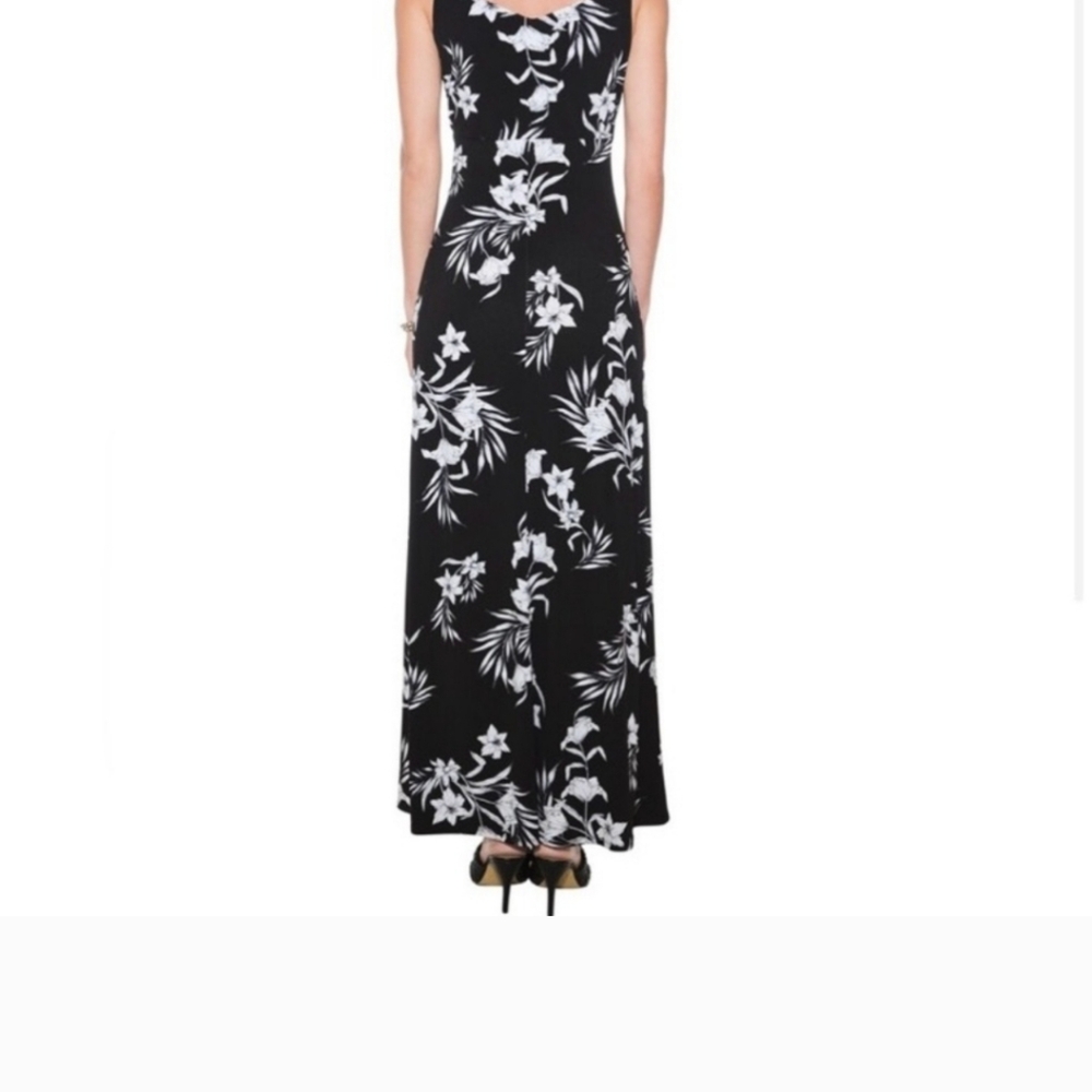 Black and White Floral Maxi Dress - Picture 7 of 7